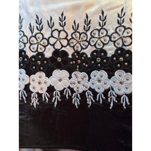 BrazilRoxx hand Embroidered Capri Pants White Sz 10 Boho Chic unique craftcore - Picture 9 of 9